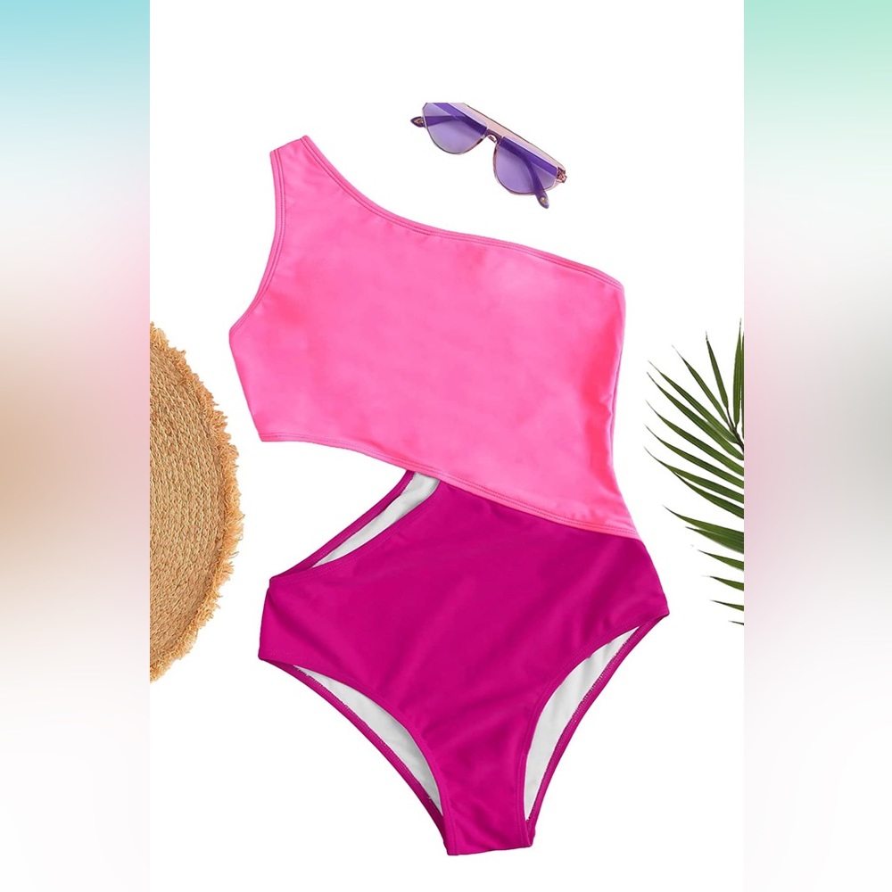SweatyRocks NWOT One Shoulder Swimsuit - Size M